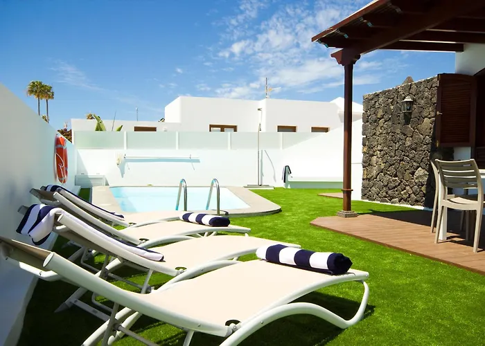 Villa El Golfo - By Az *